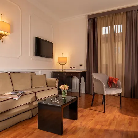 Hotel Del Corso Rome