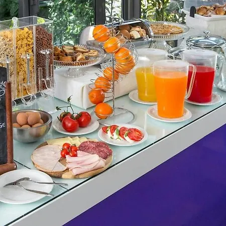Del Corso 3* Rome